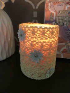 how to decorate a candle at home